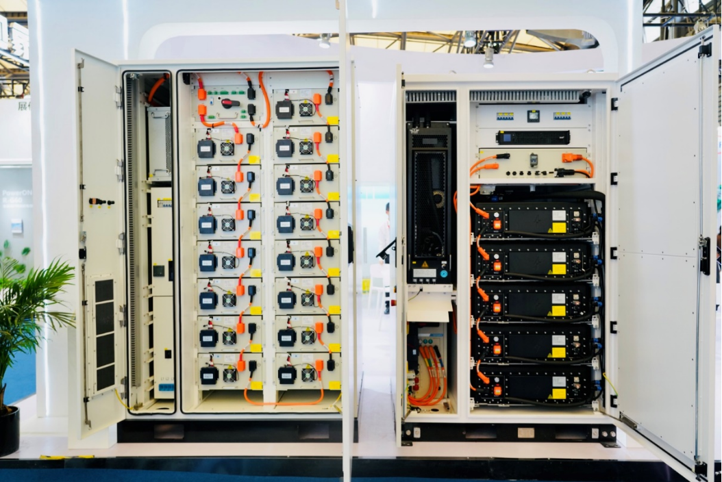 亚游集团储能在上海SNEC ES 展会锁定400MWh工商业储能意向订单