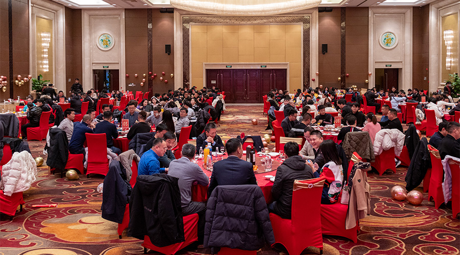 变革创新，突破前行 | 亚游集团储能2023年终总结大会及2024年迎新年会圆满落幕